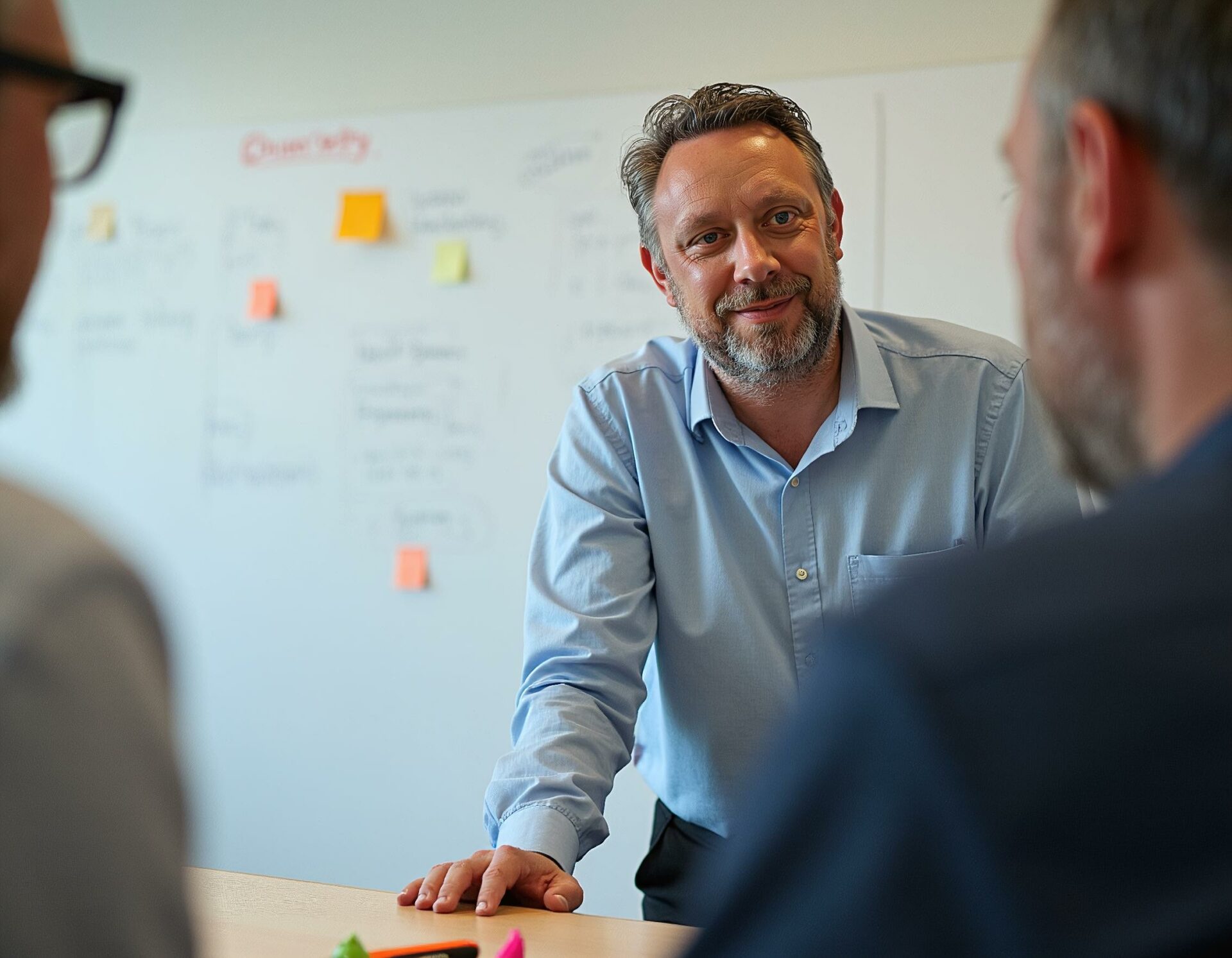 KI im Unternehmen Zeit und Geld sparen